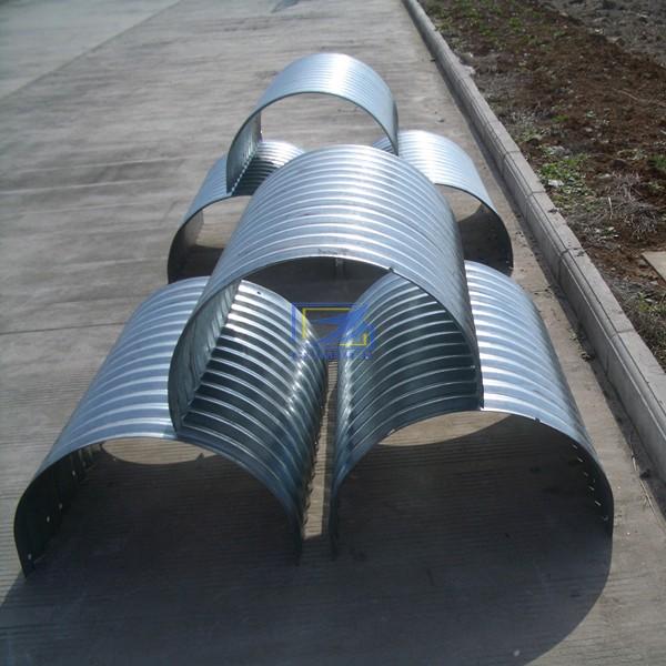 Hot galvanized corrugated steel pipe bolted by semi round parts